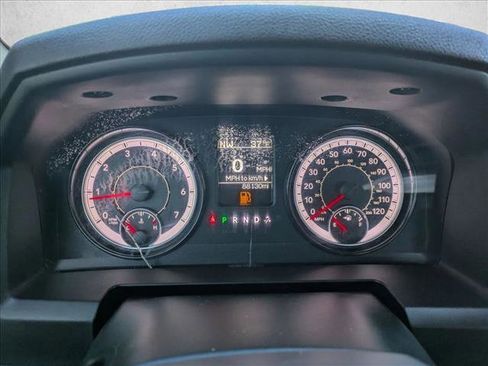 Used 2021 RAM 1500 Classic SLT image 10