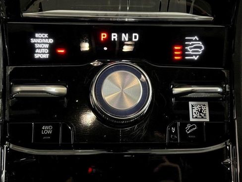 New 2025 Jeep Grand Cherokee Overland w/ Adv Protech Group III image 23