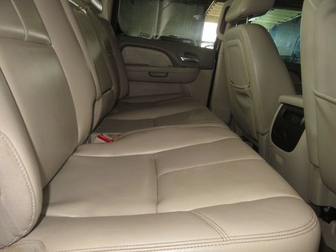 Used 2010 GMC Sierra 2500 SLT w/ SLT Convenience Package AWD/4WD image 31