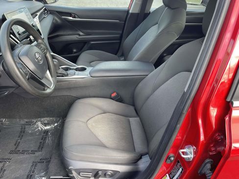 Used 2024 Toyota Camry LE image 23