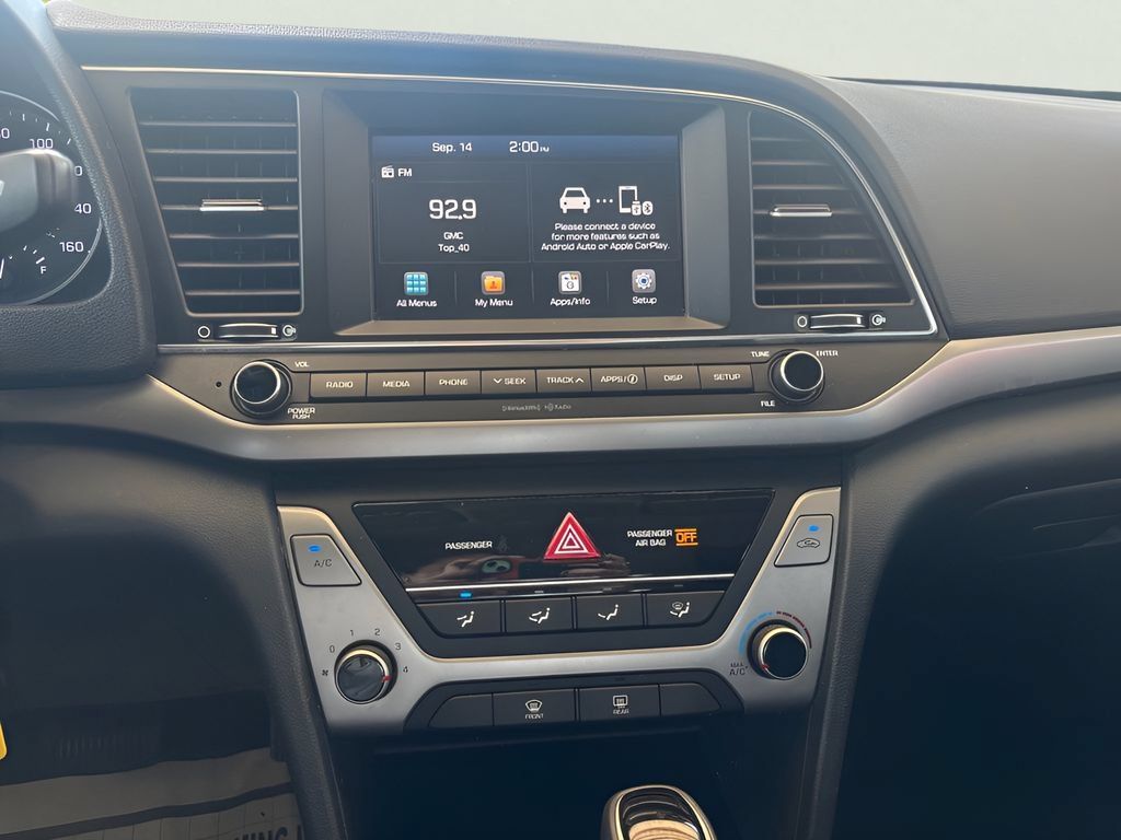 Used 2018 Hyundai Elantra SEL FWD image 15