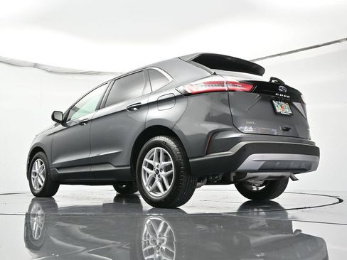 Used 2024 Ford Edge SEL image 54
