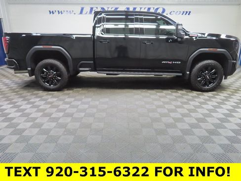 Used 2025 GMC Sierra 2500 AT4 w/ AT4 Premium Plus Package image 2