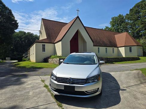 Used 2014 Volkswagen Passat TDI SEL Premium image 37
