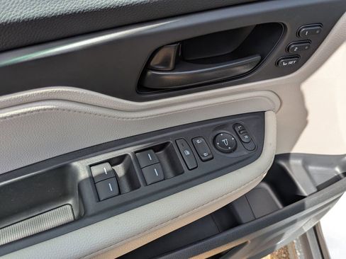 New 2026 Honda Odyssey EX-L image 13