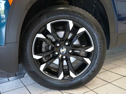 Used 2021 Chevrolet TrailBlazer LT w/ Sun and Liftgate Package AWD/4WD image 51