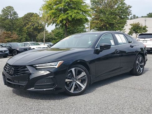 Certified 2025 Acura TLX w/ Technology Package image 31