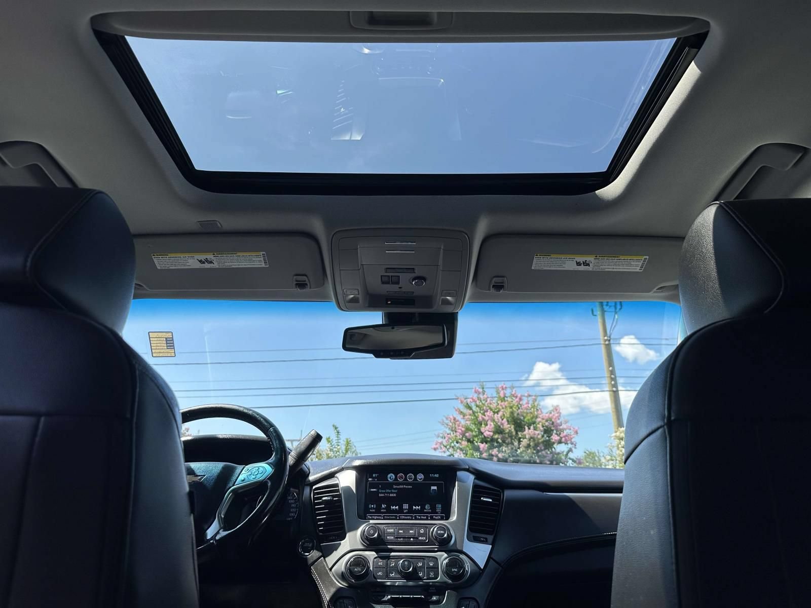 Certified 2020 Chevrolet Tahoe LT w/ Luxury Package AWD/4WD image 8