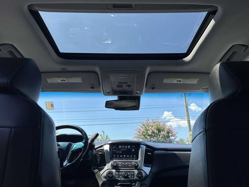 Used 2020 Chevrolet Tahoe LT w/ Luxury Package AWD/4WD image 8