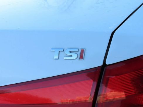 Used 2014 Volkswagen Passat 1.8T Wolfsburg Edition image 8