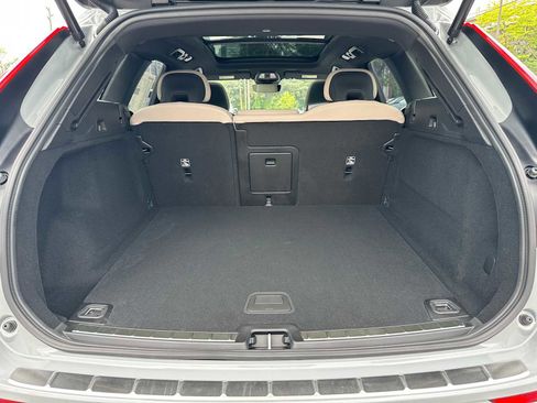 New 2026 Volvo XC60 B5 Plus w/ Protection Package Premier image 14