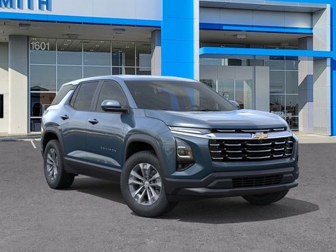 New 2026 Chevrolet Equinox LT w/ Safety and Technology Package FWD image 7
