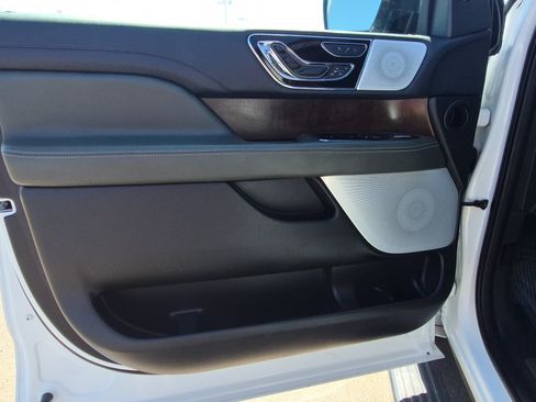 Used 2023 Lincoln Navigator L Black Label AWD/4WD image 11