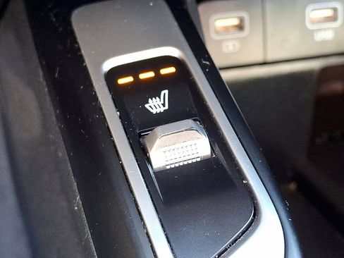 Certified 2022 Kia Sorento X-Line EX image 28