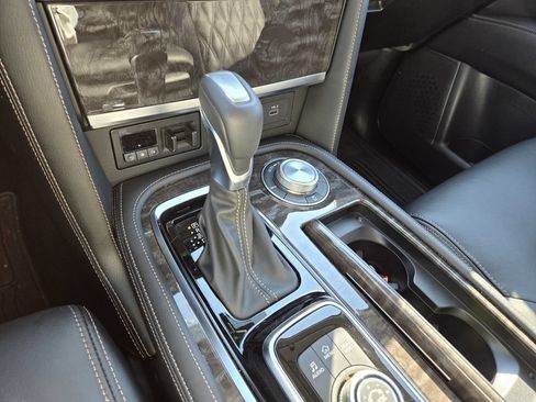 Certified 2024 Nissan Armada Platinum w/ Captain's Chairs Package AWD/4WD image 19