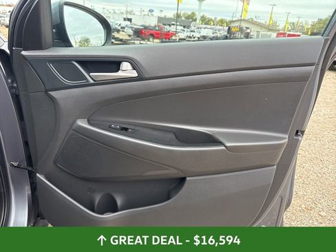 Used 2021 Hyundai Tucson SE image 34