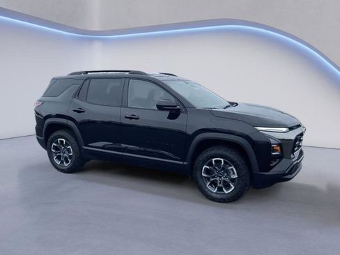 New 2026 Chevrolet Equinox ACTIV w/ Convenience Package III AWD/4WD image 2