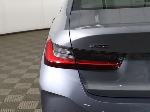 Used 2023 BMW 330i xDrive Sedan w/ Driving Assistance Package AWD/4WD image 17