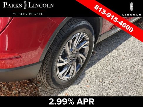 Used 2025 Lincoln Corsair AWD w/ Equipment Group 101A image 9