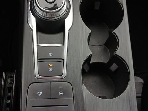 Used 2025 Ford Escape Active image 19