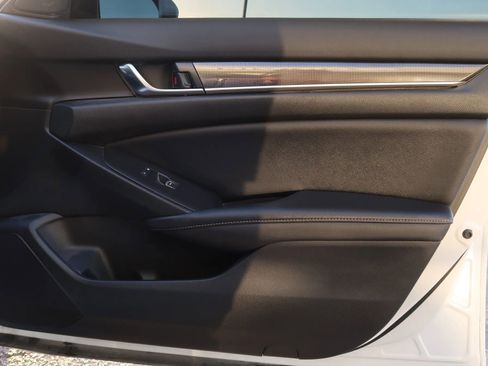 Used 2022 Honda Accord Sport image 47