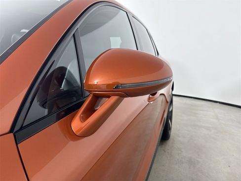 Certified 2023 Porsche Macan S image 12