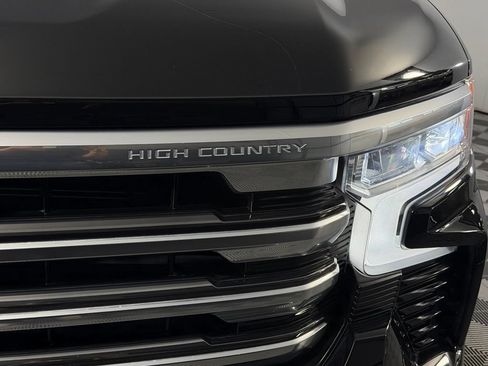Used 2024 Chevrolet Silverado 1500 High Country AWD/4WD image 12