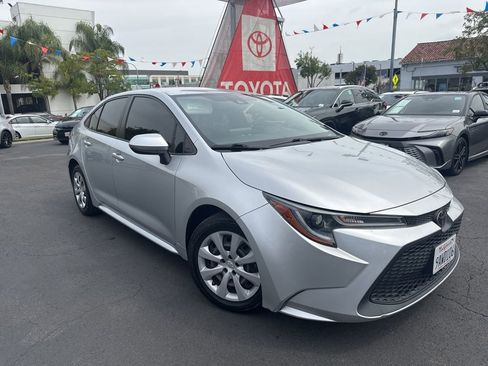 Used 2022 Toyota Corolla LE w/ Carpet Mat Package (TMS) image 2