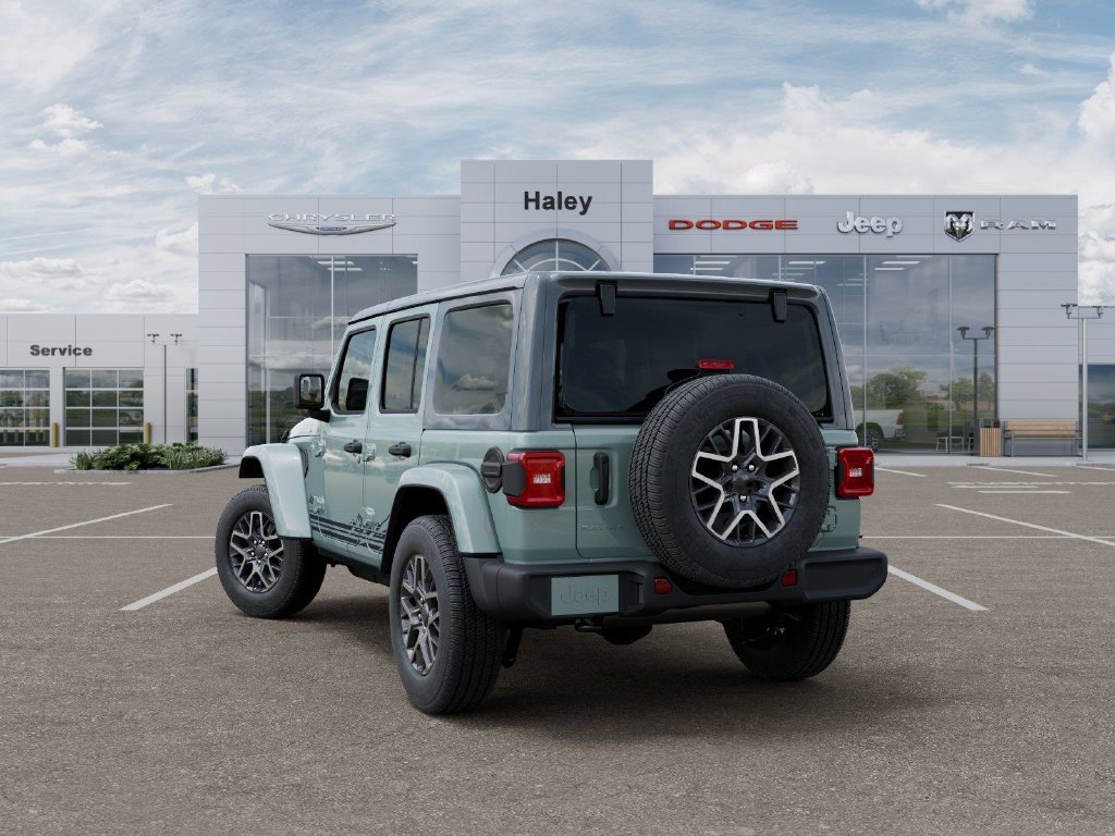 New 2026 Jeep Wrangler Unlimited Sahara w/ Rockslide Package AWD/4WD image 3
