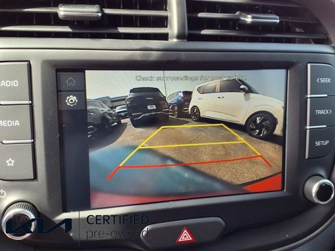 Certified 2025 Kia Soul LX w/ LX Technology Package image 5