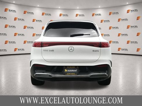 Used 2023 Mercedes-Benz EQS 580 4MATIC SUV image 4