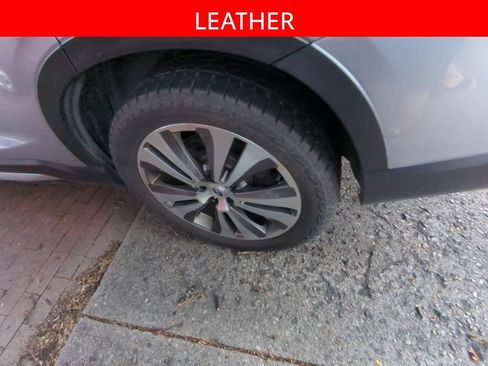 Used 2019 Subaru Ascent Limited AWD/4WD image 5