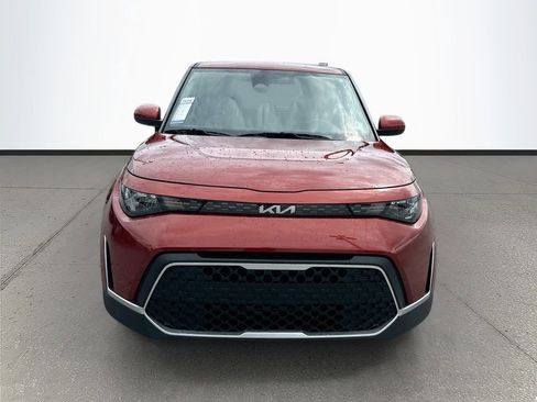 Used 2023 Kia Soul LX w/ LX Technology Package FWD image 2