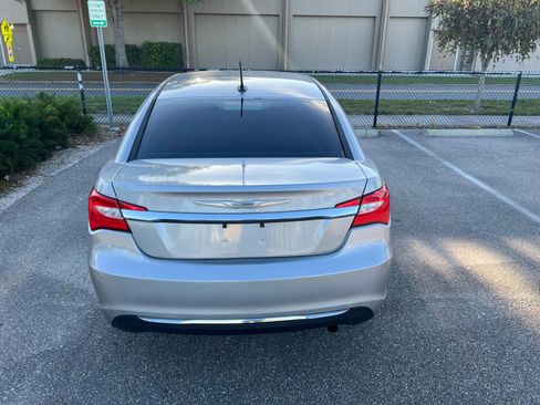 Used 2013 Chrysler 200 Touring image 7