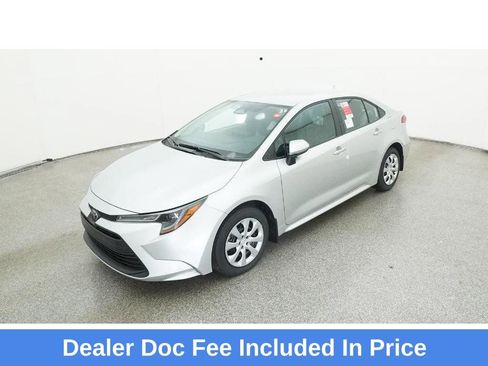 Used 2025 Toyota Corolla LE FWD image 1
