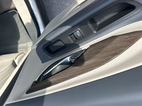 Used 2022 GMC Terrain Denali image 13