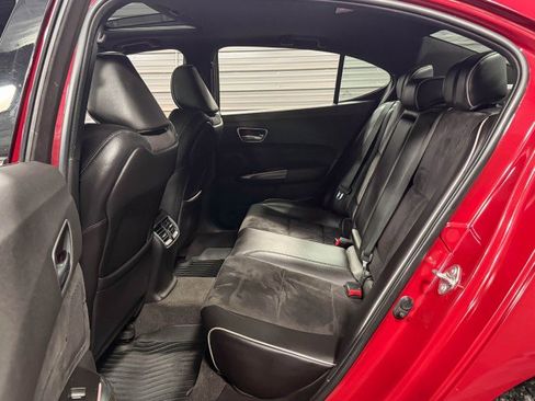 Used 2019 Acura TLX 4-Door Sedan w/A-Spec Pkg image 16