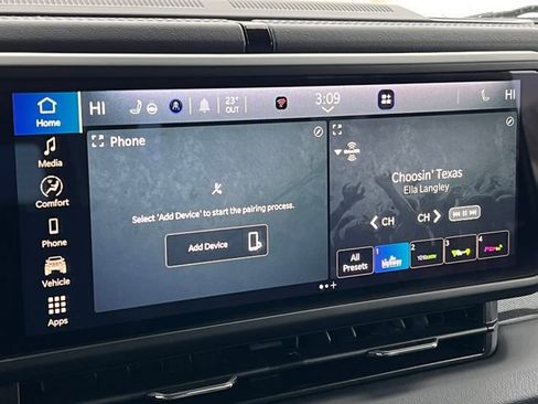 Used 2025 Jeep Wrangler Unlimited Sahara w/ Safety Group image 23