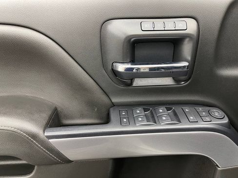 Used 2018 Chevrolet Silverado 1500 LTZ Z71 w/ Redline Edition AWD/4WD image 16