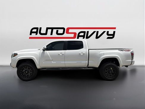 Used 2022 Toyota Tacoma TRD Sport w/ Technology Package AWD/4WD image 8