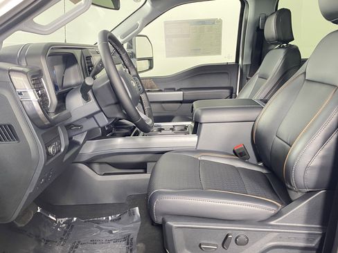 New 2025 Ford F250 Lariat w/ Lariat Ultimate Package image 11