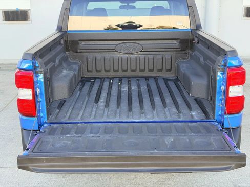 Used 2025 Ford Maverick XL image 31