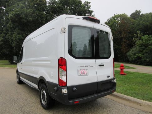 Used 2018 Ford Transit 350 148 Medium Roof RWD image 26