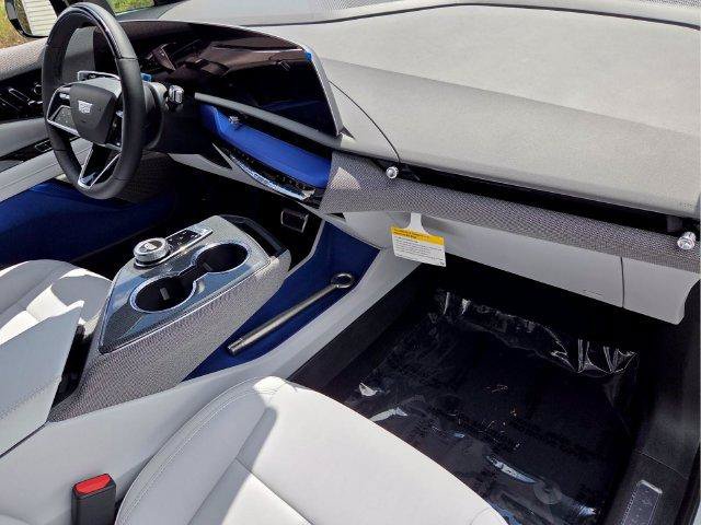 New 2027 Cadillac Optiq Luxury AWD/4WD image 24