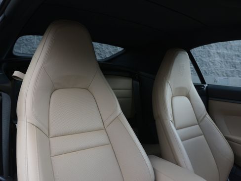 Certified 2021 Porsche 911 Carrera RWD image 26