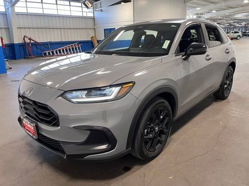 Used 2024 Honda HR-V Sport image 7