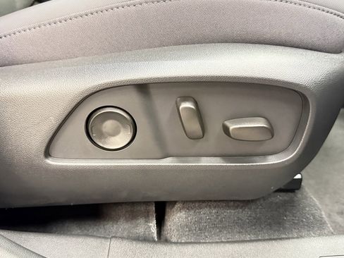 New 2026 GMC Terrain AT4 w/ Convenience Package III image 15