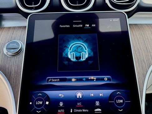 Used 2024 Mercedes-Benz C 300 Sedan image 38