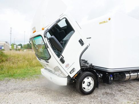 New 2024 Chevrolet Low Cab Forward 4500 XD image 17