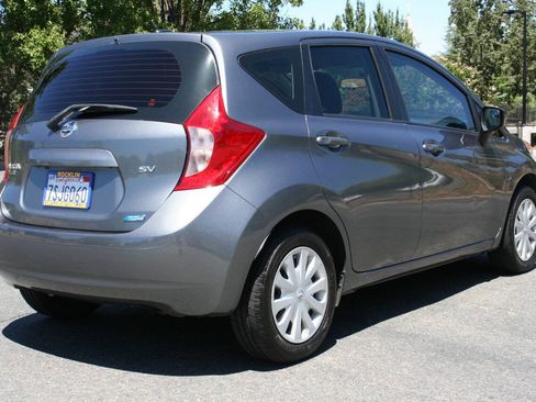 Used 2016 Nissan Versa Note SV FWD image 5